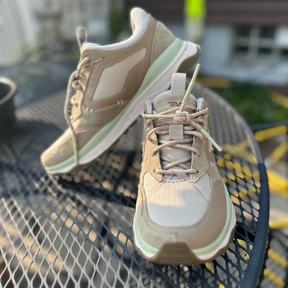 TEVA Terrawave Sneakers Unisex women’s 9 men’s 7.5 hiking shoes sport camp hunt - Picture 5 of 16